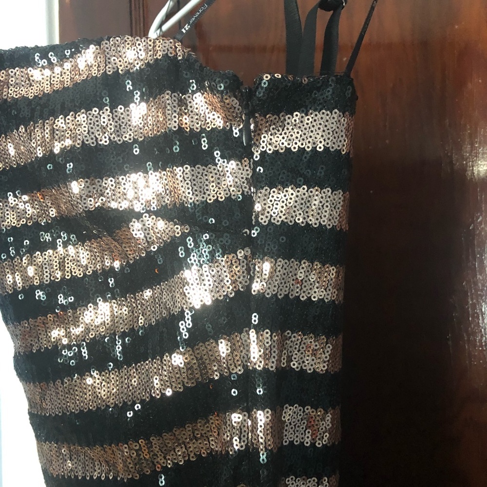 Sequence Cocktail Dress - Picture 4 of 4